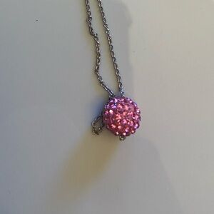 Touchstone necklace pink